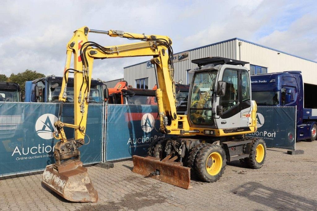 Mobilbagger van het type New Holland MH 2.6, Gebrauchtmaschine in Antwerpen (Foto 9)