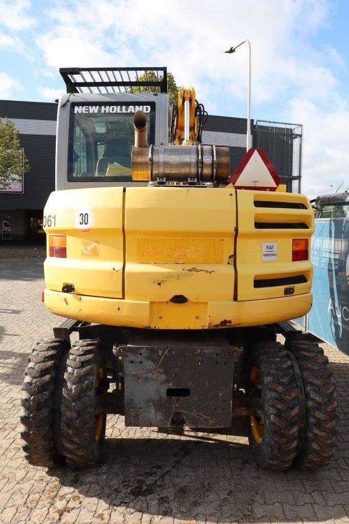 Mobilbagger des Typs New Holland MH 2.6, Gebrauchtmaschine in Antwerpen (Bild 4)