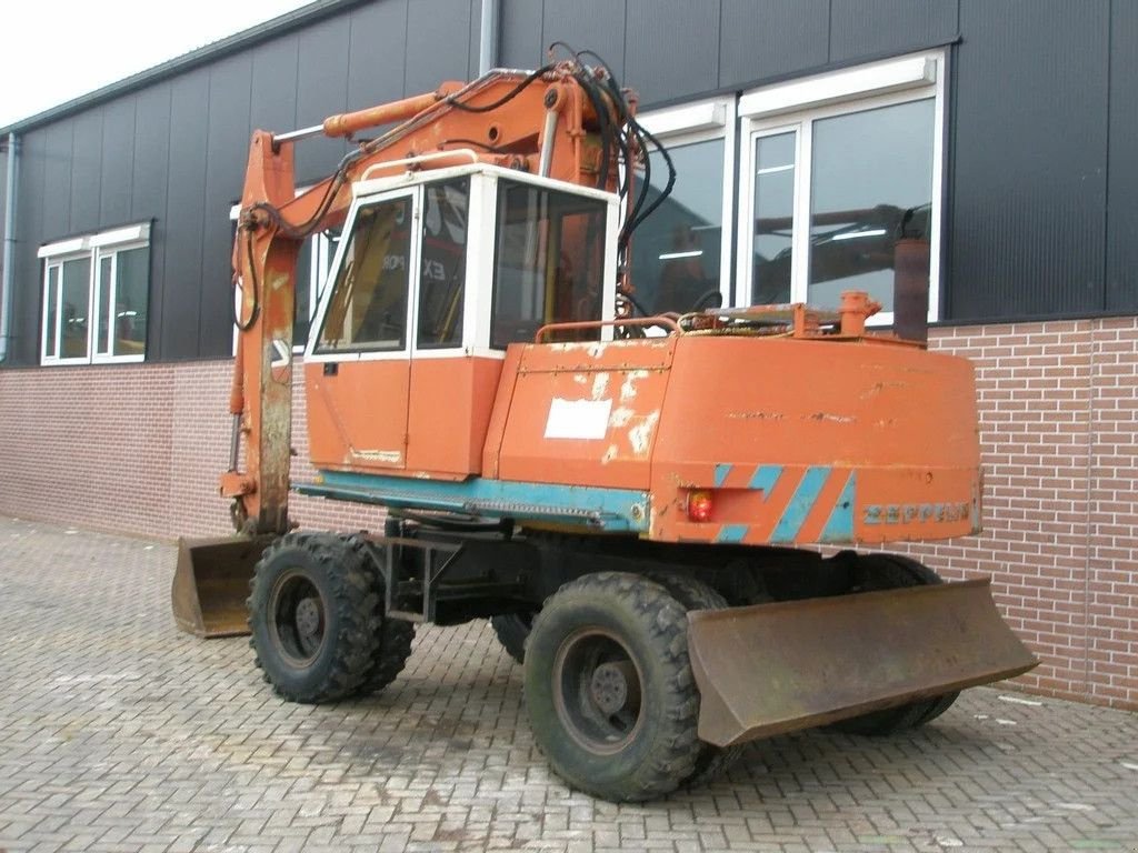 Mobilbagger des Typs Sennebogen ZM13, Gebrauchtmaschine in Barneveld (Bild 3)