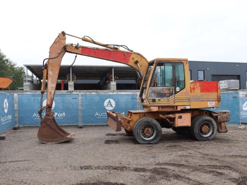 Mobilbagger of the type Sonstige Case 688B-P, Gebrauchtmaschine in Antwerpen (Picture 1)