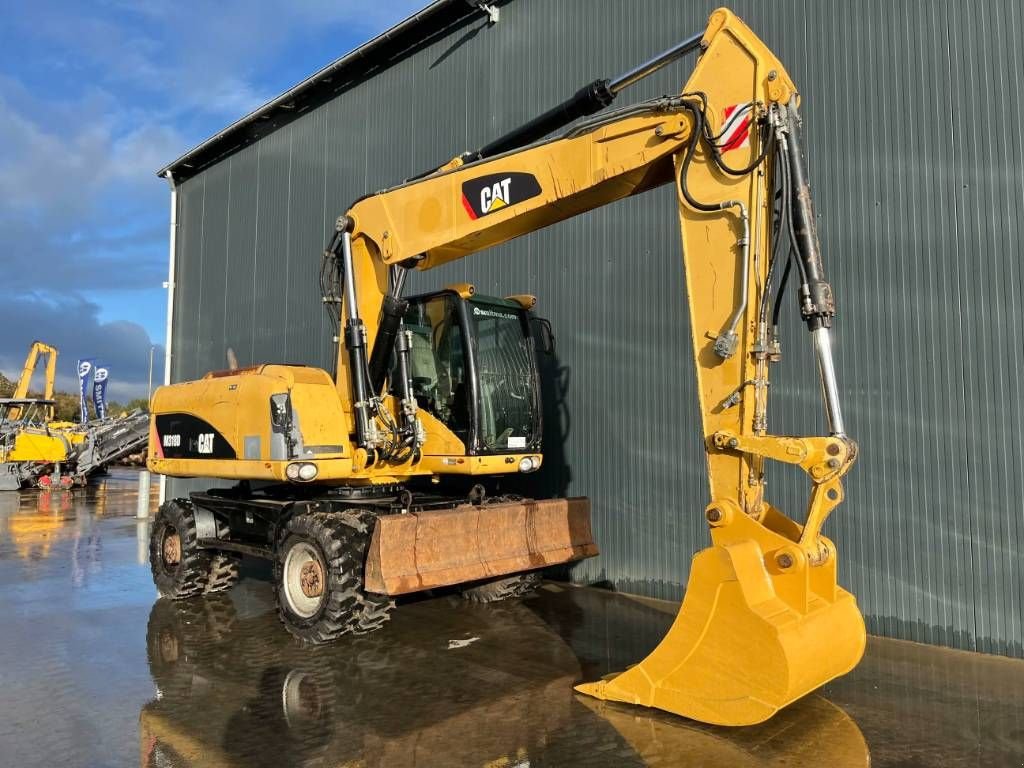 Mobilbagger van het type Sonstige Cat M318D, Gebrauchtmaschine in Venlo (Foto 3)