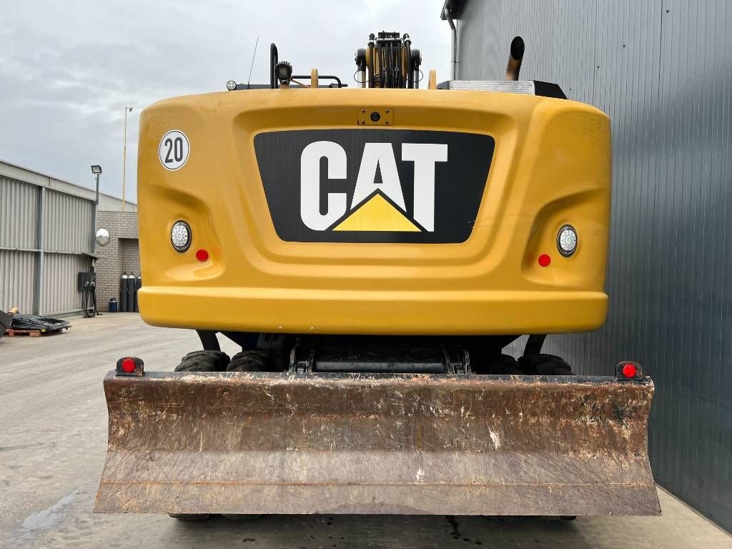 Mobilbagger des Typs Sonstige Cat M318F, Gebrauchtmaschine in Venlo (Bild 4)