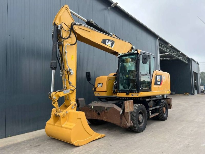 Mobilbagger of the type Sonstige Cat M320F, Gebrauchtmaschine in Venlo (Picture 1)