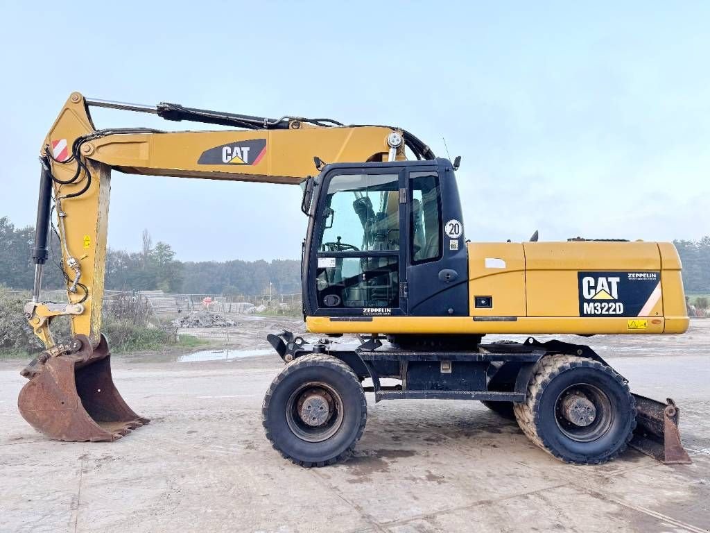 Mobilbagger Türe ait Sonstige Cat M322D - Zeppelin Germany / Camera / Triple Boom, Gebrauchtmaschine içinde Veldhoven (resim 1)