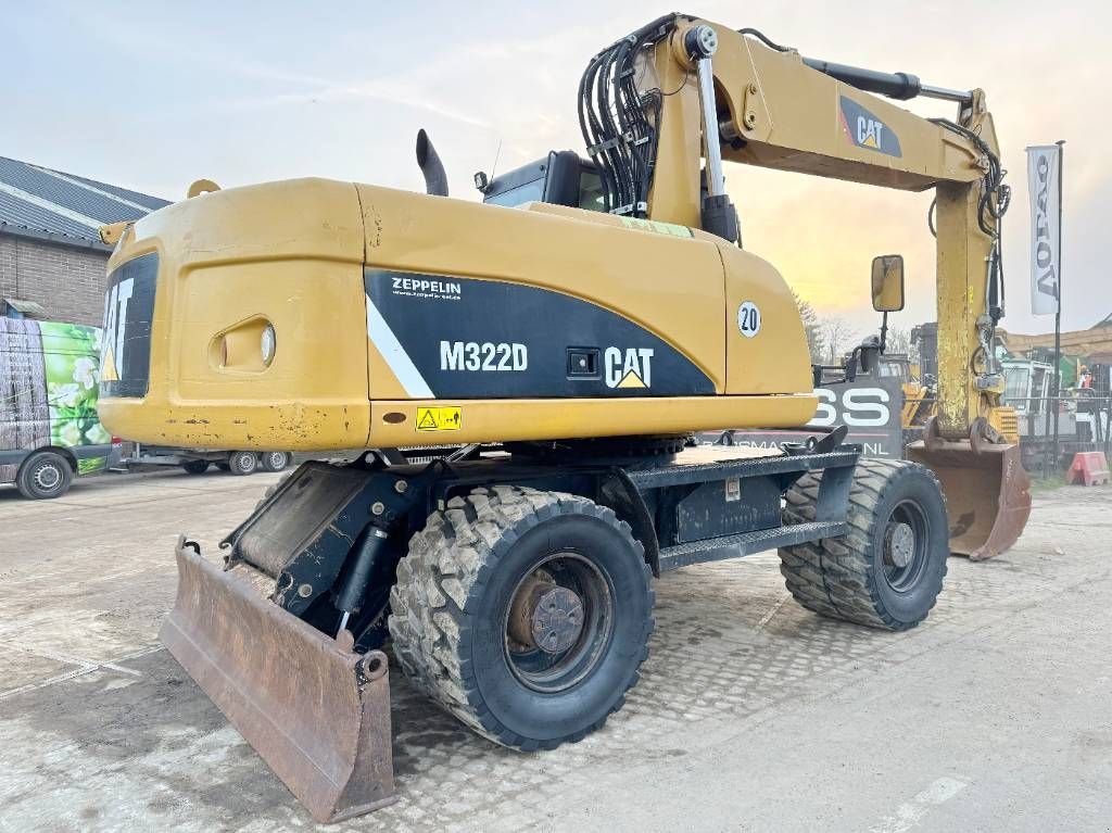 Mobilbagger Türe ait Sonstige Cat M322D - Zeppelin Germany / Camera / Triple Boom, Gebrauchtmaschine içinde Veldhoven (resim 5)