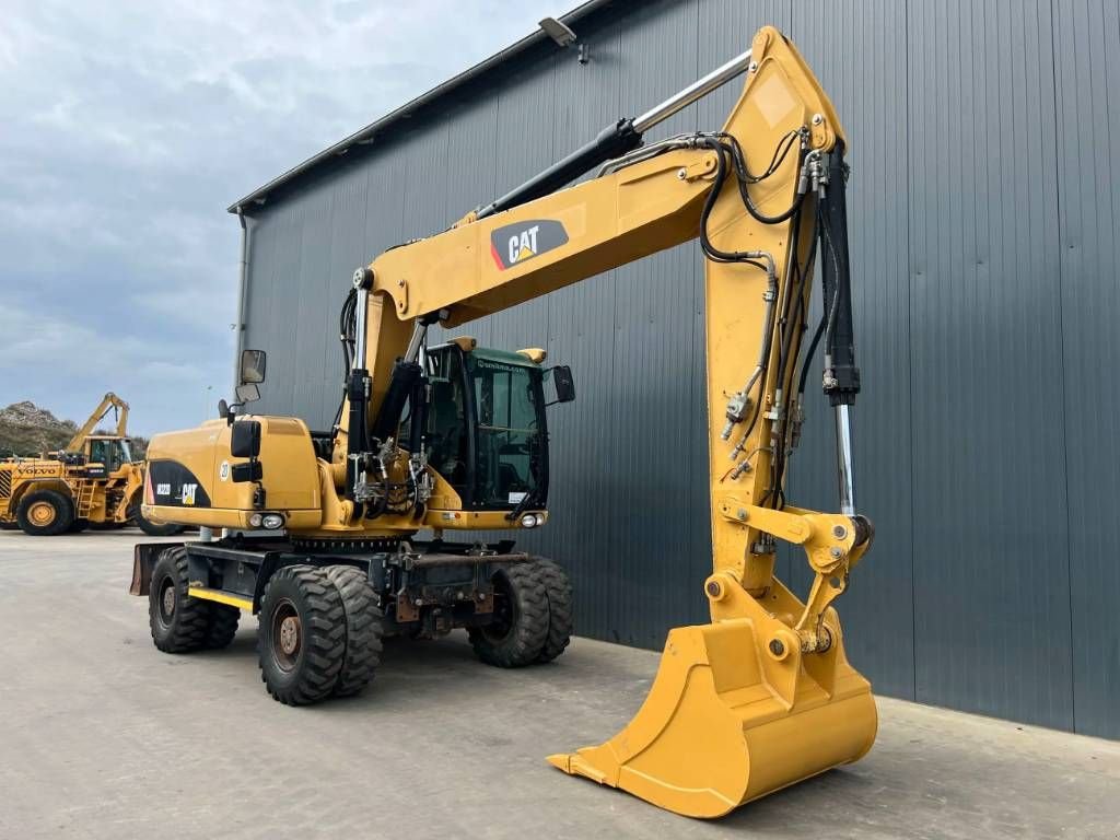 Mobilbagger van het type Sonstige Cat M322D, Gebrauchtmaschine in Venlo (Foto 3)