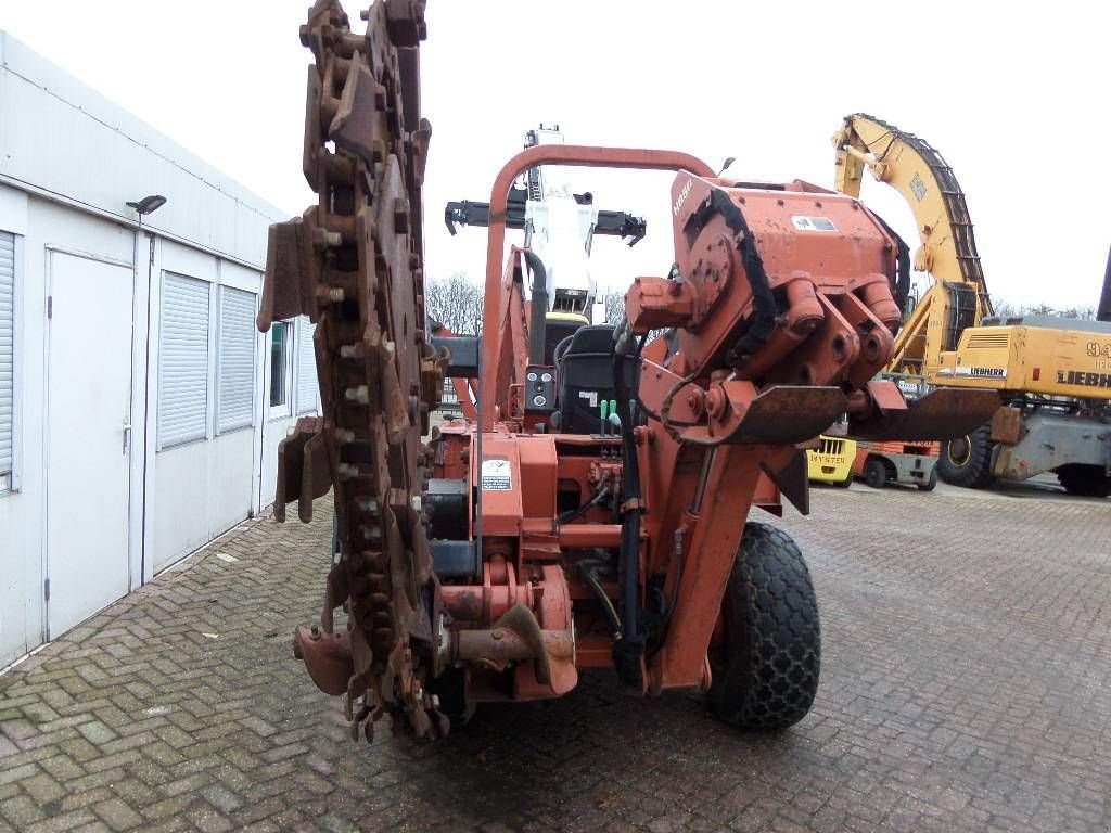 Mobilbagger du type Sonstige Ditch Witch 8020 JD, Gebrauchtmaschine en Rucphen (Photo 11)