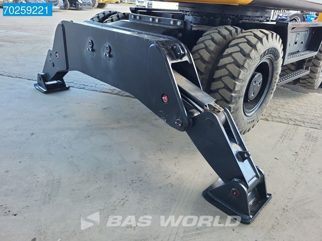 Mobilbagger tip Sonstige Sany SY155 W BLADE + OUTRIGGERS, Neumaschine in Veghel (Poză 9)