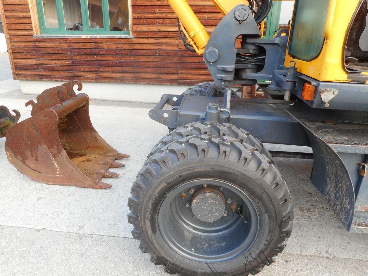 Mobilbagger del tipo Takeuchi TB 175W mit 3 Löffel + Palettengabel ( Reifen u., Gebrauchtmaschine en St. Nikolai ob Draßling (Imagen 11)