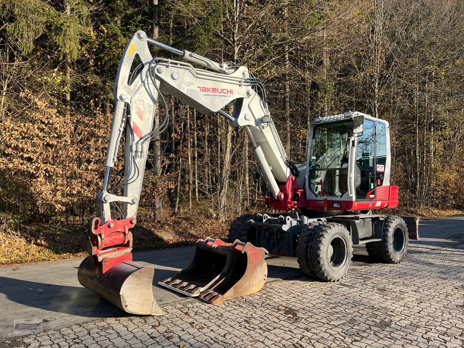 Mobilbagger of the type Takeuchi TB 295 W, Gebrauchtmaschine in Deutsch - Goritz (Picture 3)