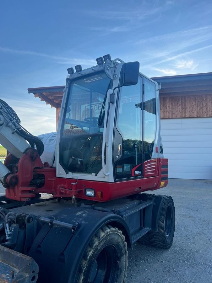 Mobilbagger van het type Takeuchi TB 295w, Gebrauchtmaschine in Gallspach (Foto 5)