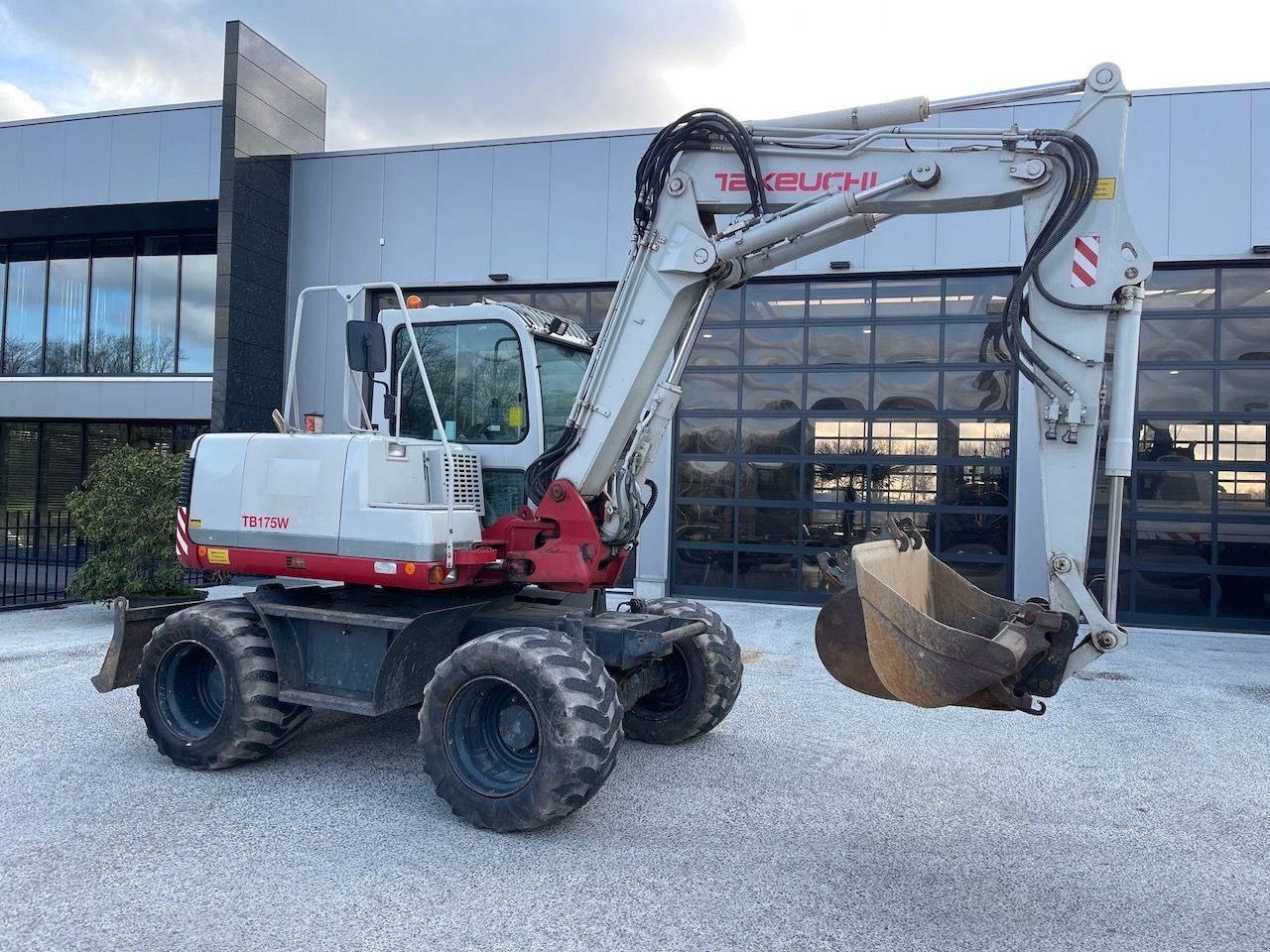 Mobilbagger van het type Takeuchi TB175W, Gebrauchtmaschine in Holten (Foto 3)