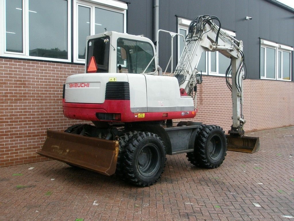 Mobilbagger типа Takeuchi TB175W, Gebrauchtmaschine в Barneveld (Фотография 4)