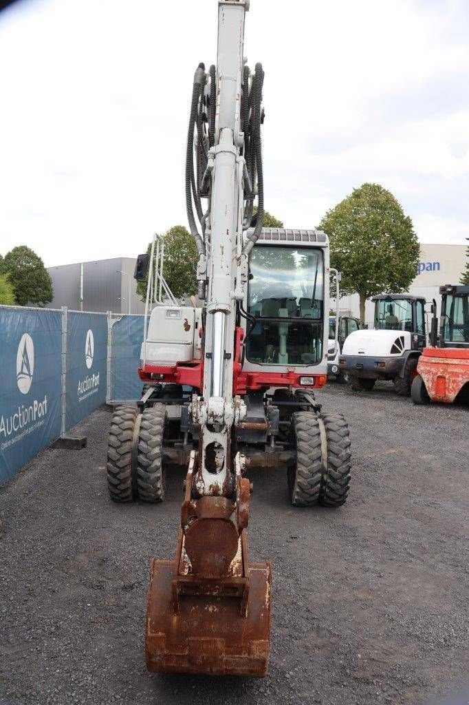 Mobilbagger du type Takeuchi TB175W, Gebrauchtmaschine en Antwerpen (Photo 8)