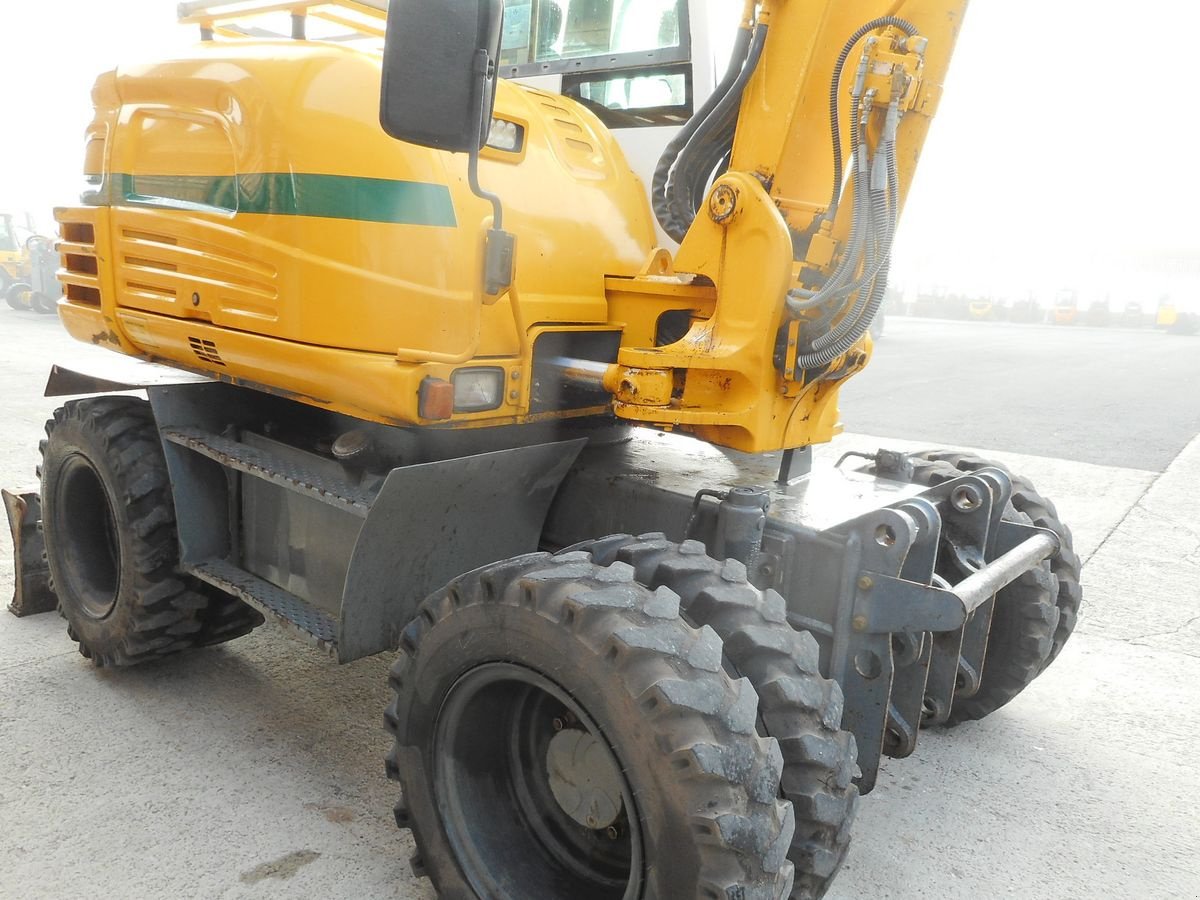 Mobilbagger du type Takeuchi TB295W mit ROTOTILT und Sortiergreifer, Gebrauchtmaschine en St. Nikolai ob Draßling (Photo 15)