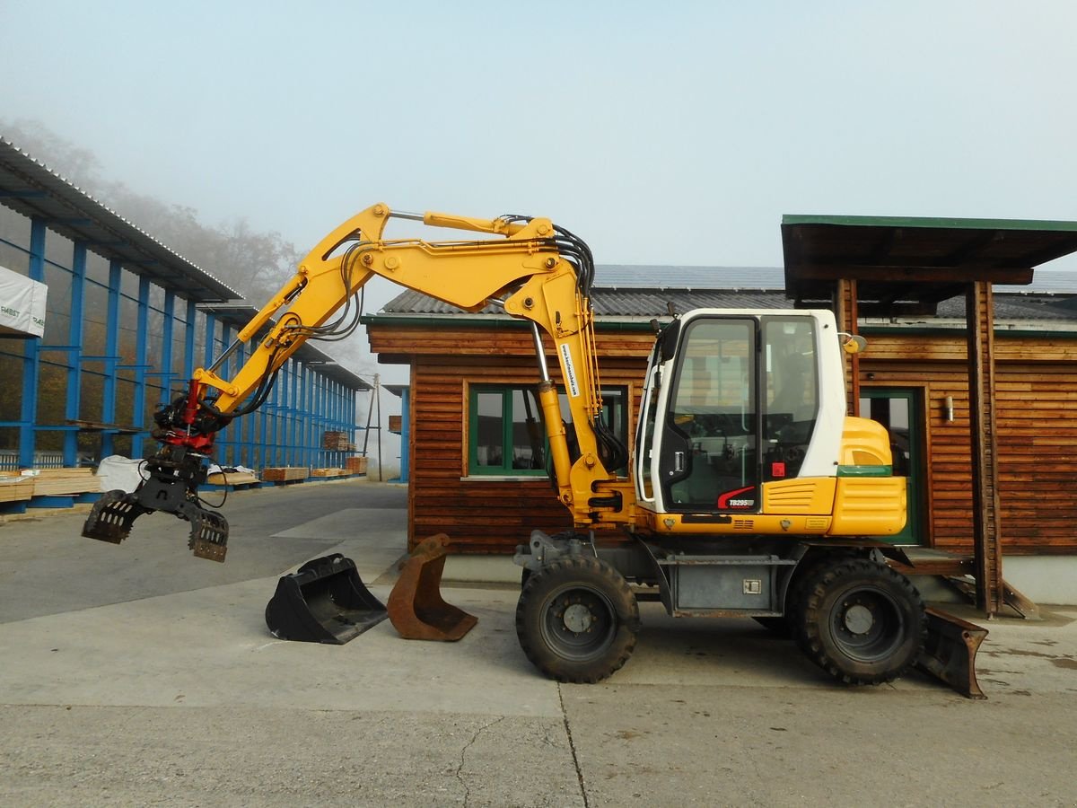 Mobilbagger du type Takeuchi TB295W mit ROTOTILT und Sortiergreifer, Gebrauchtmaschine en St. Nikolai ob Draßling (Photo 1)