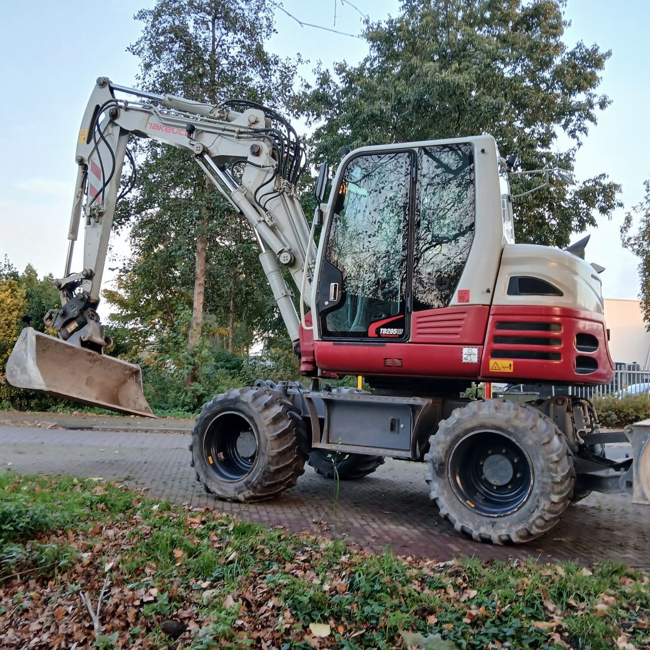 Mobilbagger des Typs Takeuchi TB295W., Gebrauchtmaschine in Alblasserdam (Bild 1)