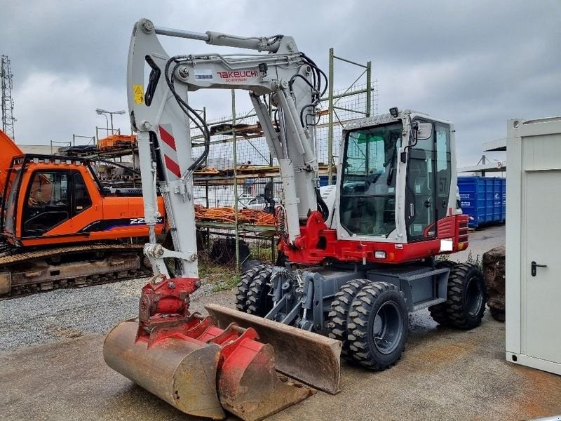 Mobilbagger du type Takeuchi TB295W, Gebrauchtmaschine en Gabersdorf (Photo 1)