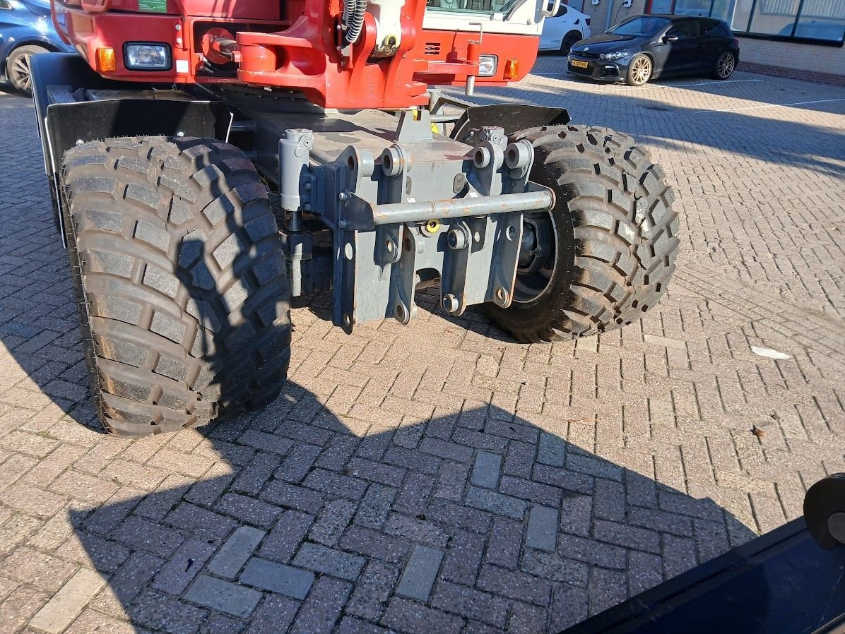 Mobilbagger del tipo Takeuchi TB295W, Gebrauchtmaschine en Westwoud (Imagen 7)