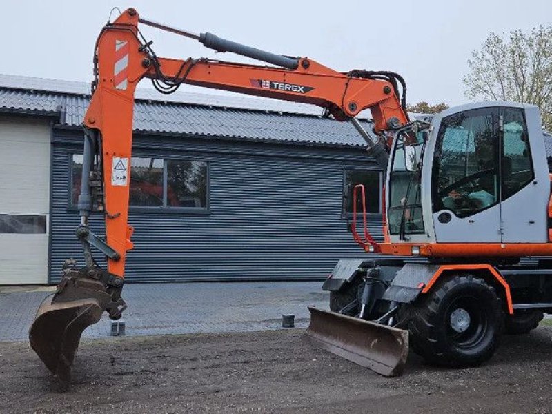 Mobilbagger tip Terex TW 140, Gebrauchtmaschine in Scharsterbrug