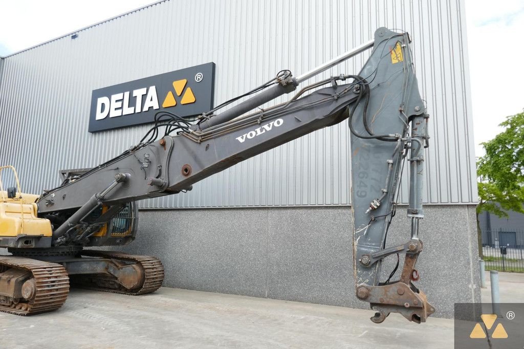 Mobilbagger of the type Volvo EC460LC HR, Gebrauchtmaschine in Zevenbergen (Picture 11)