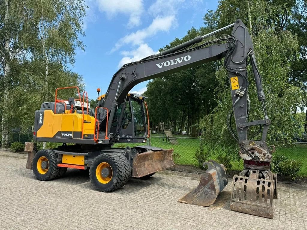 Mobilbagger van het type Volvo EW 160 E mobiele graafmachine *DUTCH Machine, Gebrauchtmaschine in Harskamp (Foto 3)