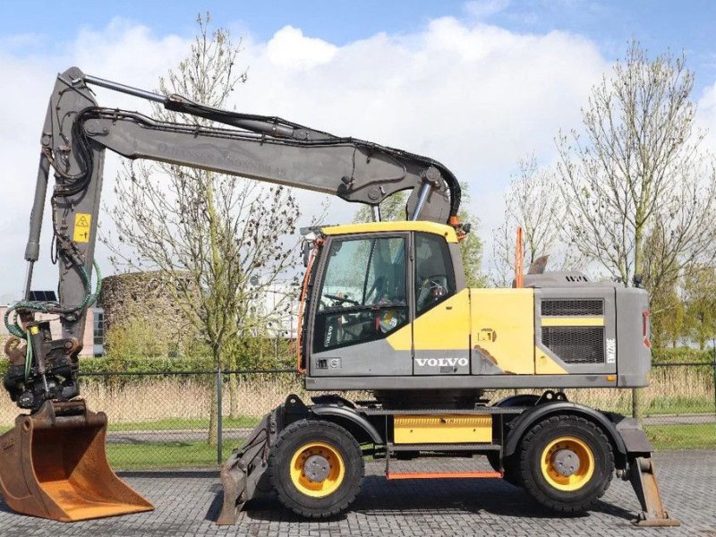 Mobilbagger tip Volvo EW 220 E TILTROTATOR BUCKET 2-PIECE BSS, Gebrauchtmaschine in Marknesse (Poză 1)