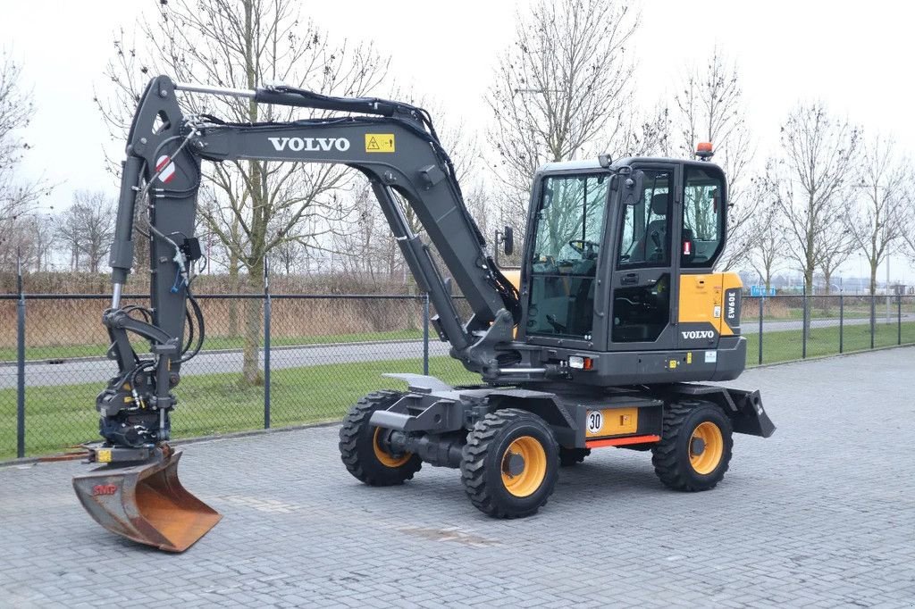 Mobilbagger tipa Volvo EW 60 E DEMO ROTOTILT + GRIPPER BUCKET, Gebrauchtmaschine u Marknesse (Slika 2)