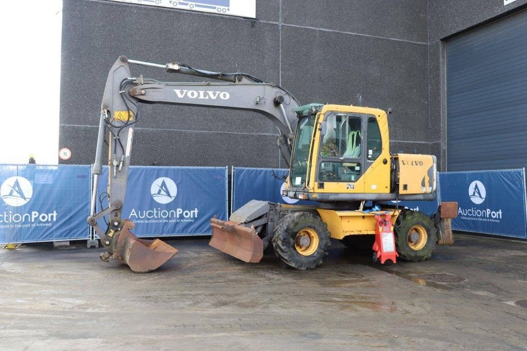 Mobilbagger typu Volvo EW140B, Gebrauchtmaschine w Antwerpen (Zdjęcie 1)