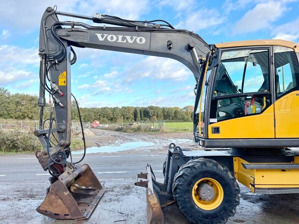 Mobilbagger Türe ait Volvo EW140D - Excellent Condition / Tilting Bucket, Gebrauchtmaschine içinde Veldhoven (resim 10)