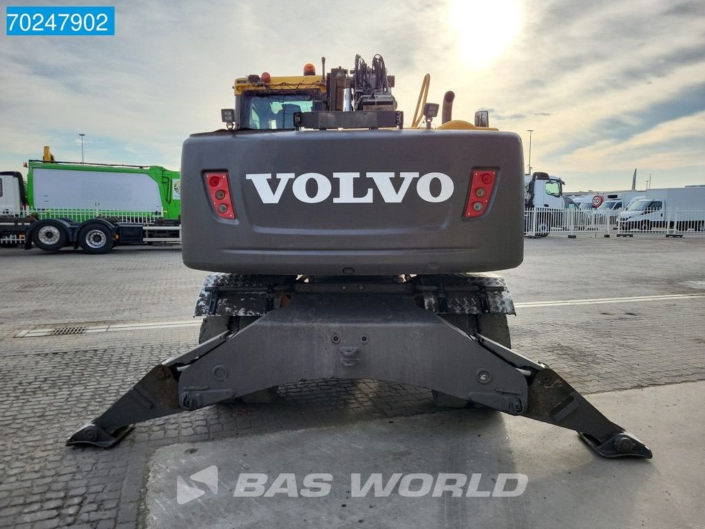 Mobilbagger du type Volvo EW160 C OUTRIGGERS AND BLADE, Gebrauchtmaschine en Veghel (Photo 9)