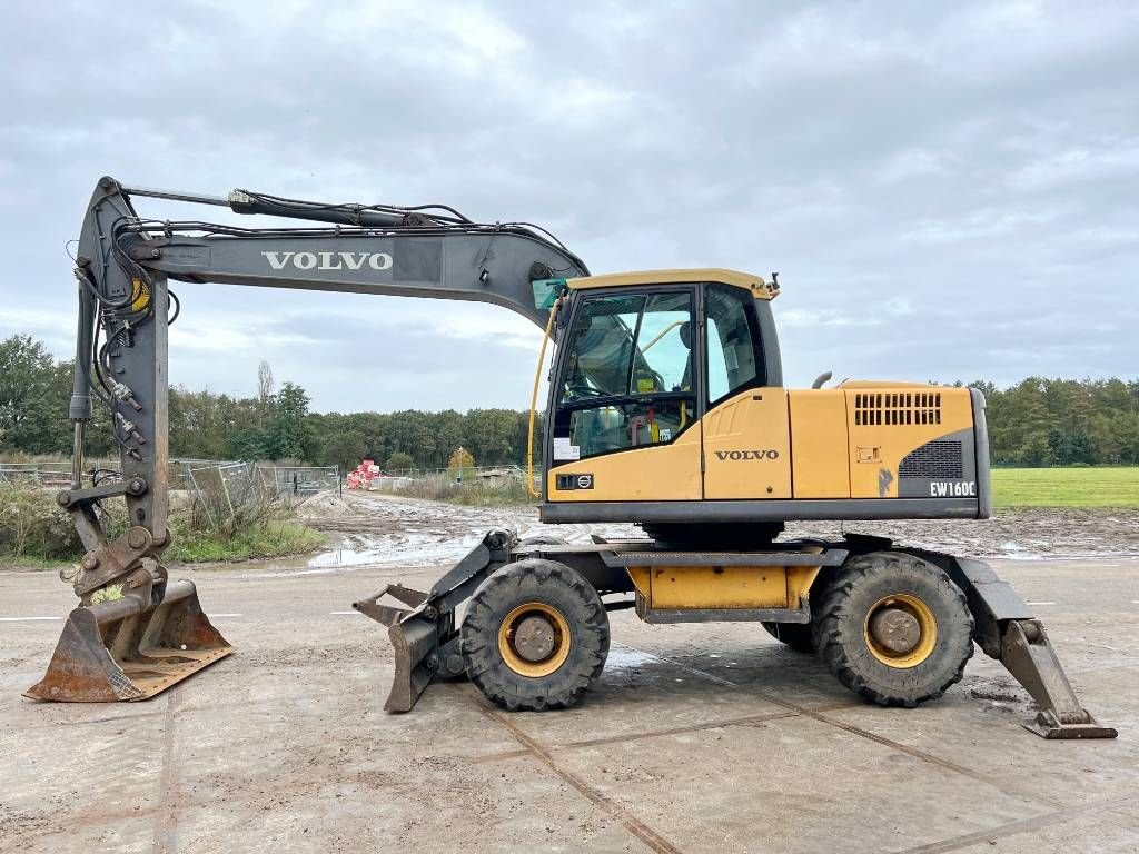 Mobilbagger du type Volvo EW160C - Good Working Condition / CE Certified, Gebrauchtmaschine en Veldhoven (Photo 1)