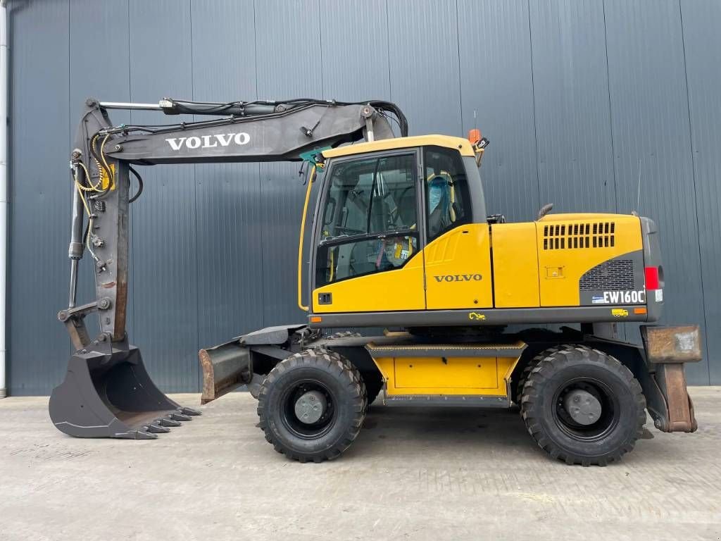 Mobilbagger of the type Volvo EW160C - New Tyres & New Bucket, Gebrauchtmaschine in Venlo (Picture 5)