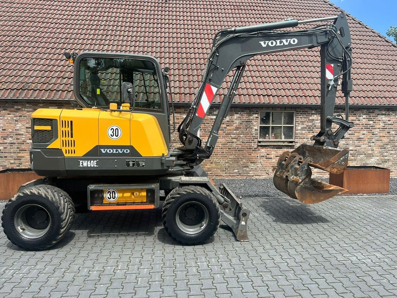 Mobilbagger Türe ait Volvo EW60E, Gebrauchtmaschine içinde Nijelamer (resim 2)