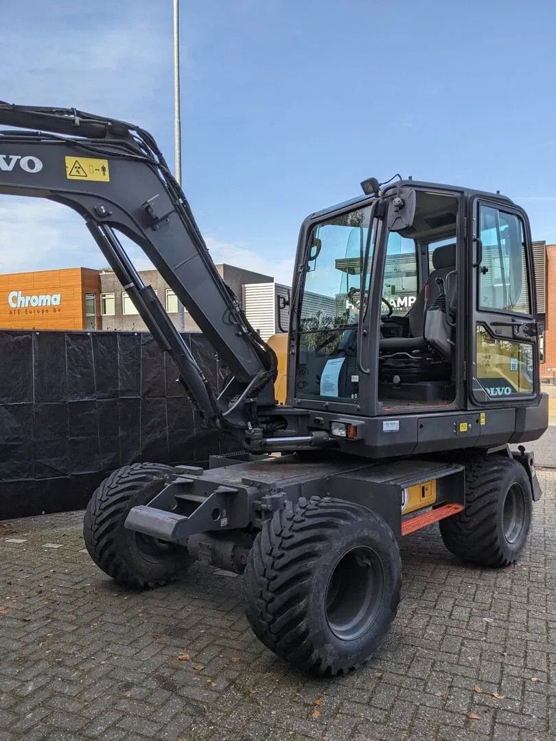 Mobilbagger tip Volvo EW60E, Gebrauchtmaschine in Groningen (Poză 3)