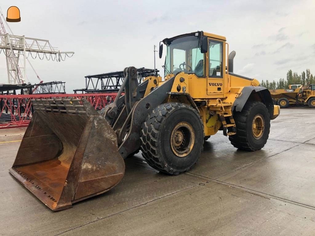 Mobilbagger za tip Volvo L110, Gebrauchtmaschine u Zoetermeer (Slika 1)