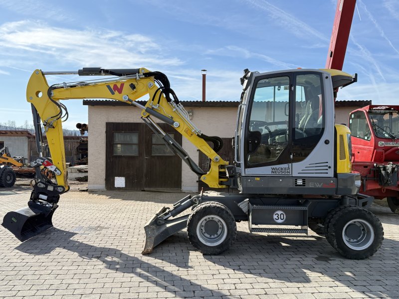 Mobilbagger du type Wacker Neuson EW 65, Gebrauchtmaschine en Neureichenau (Photo 1)