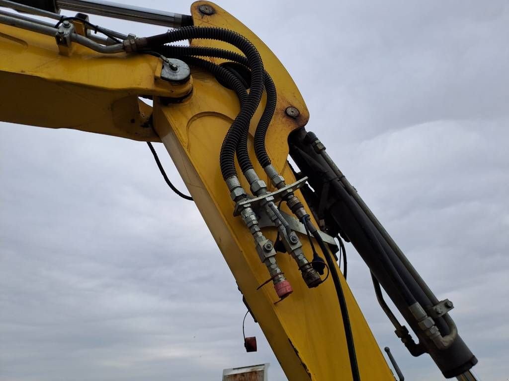 Mobilbagger des Typs Wacker Neuson EW100 (With Rototilt), Gebrauchtmaschine in Stabroek (Bild 10)