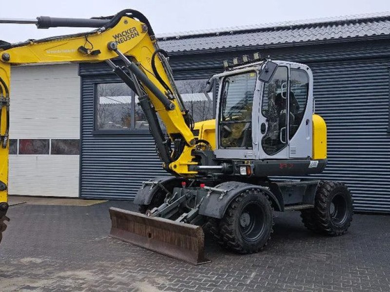 Mobilbagger of the type Wacker Neuson EW100, Gebrauchtmaschine in Scharsterbrug (Picture 1)