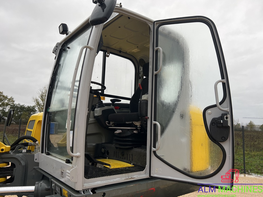 Mobilbagger tip Wacker Neuson EW100, Gebrauchtmaschine in LAARNE (Poză 5)