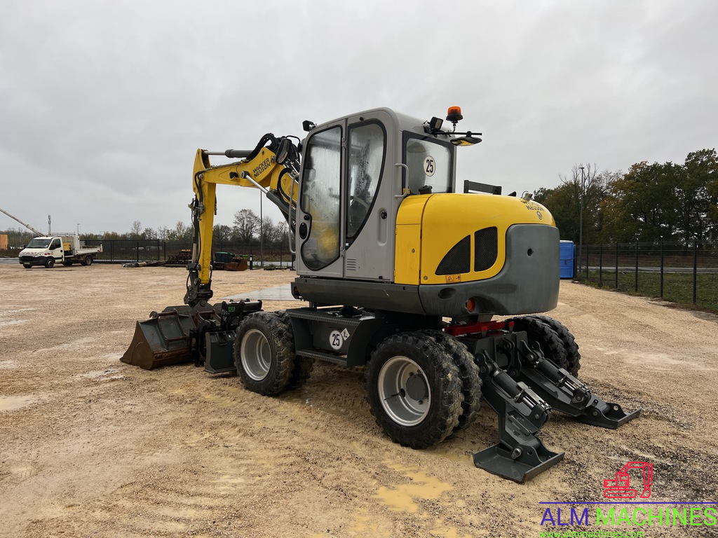 Mobilbagger tipa Wacker Neuson EW100, Gebrauchtmaschine u LAARNE (Slika 6)