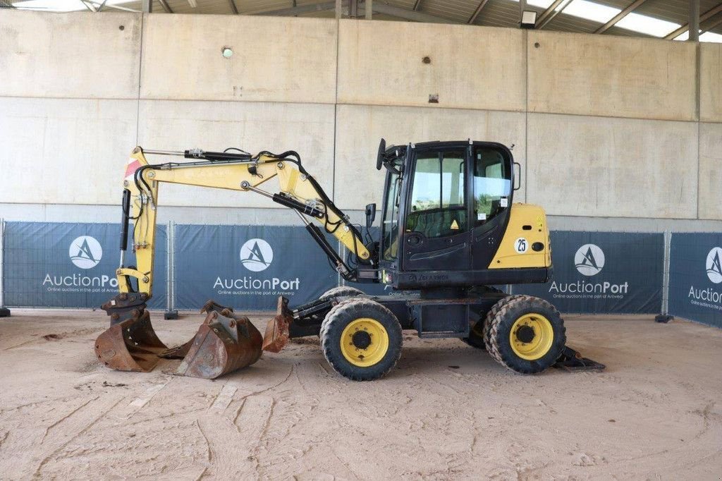 Mobilbagger du type Yanmar B75W, Gebrauchtmaschine en Antwerpen (Photo 1)