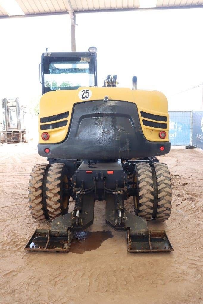 Mobilbagger typu Yanmar B75W, Gebrauchtmaschine v Antwerpen (Obrázek 4)