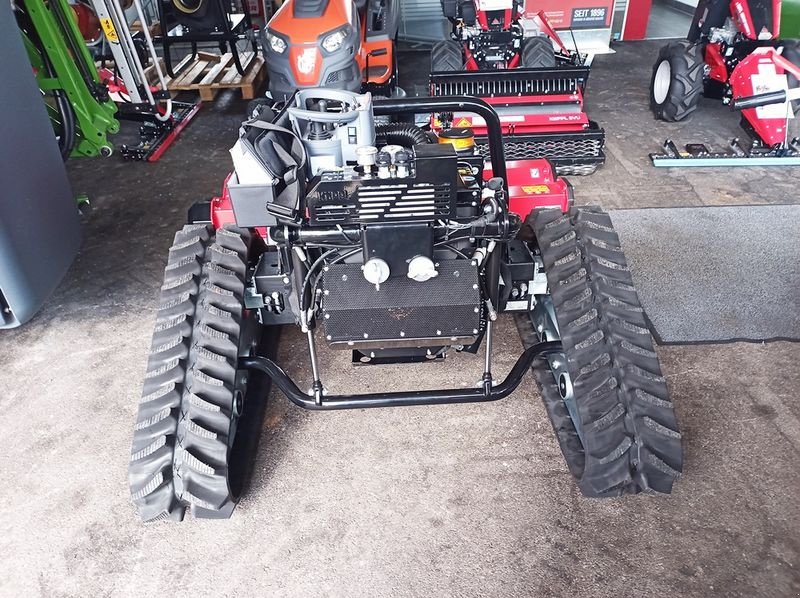 Motormäher des Typs Köppl CRAWLER ferngesteuertes Raupenfahrzeug, Neumaschine in St. Marienkirchen (Bild 6)