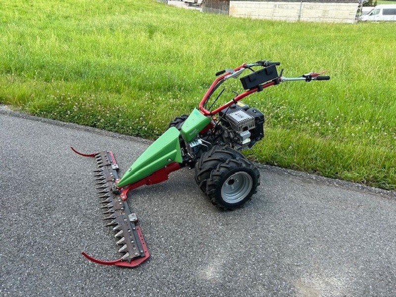 Motormäher des Typs Rapid SWISS 1520, Neumaschine in Domdidier (Bild 2)