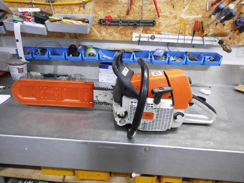 Motorsäge & Freischneider del tipo Stihl MS 460, Gebrauchtmaschine In Patersdorf (Immagine 1)