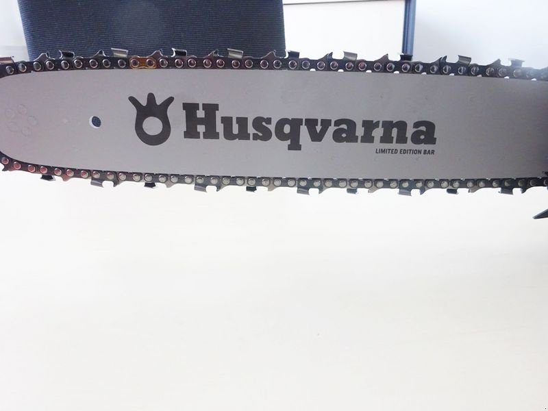 Motorsäge του τύπου Husqvarna 450 II Motorsäge 333 Year Edition, Neumaschine σε St. Marienkirchen (Φωτογραφία 6)