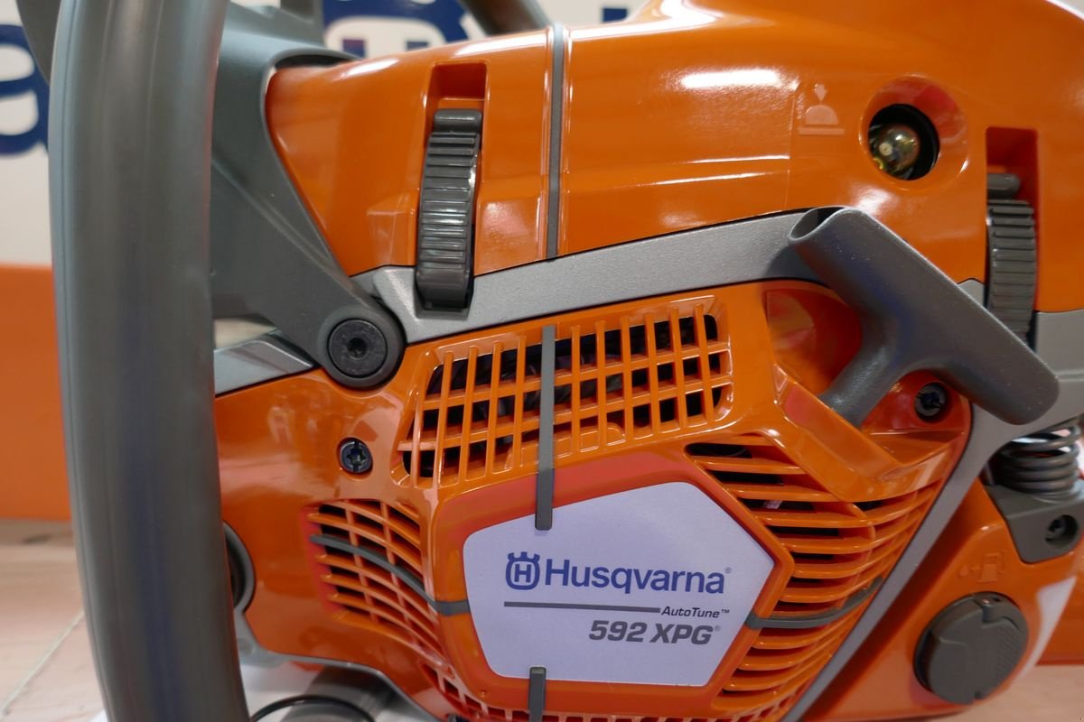 Motorsäge of the type Husqvarna 592XPG (24&#34;), Gebrauchtmaschine in Villach (Picture 3)