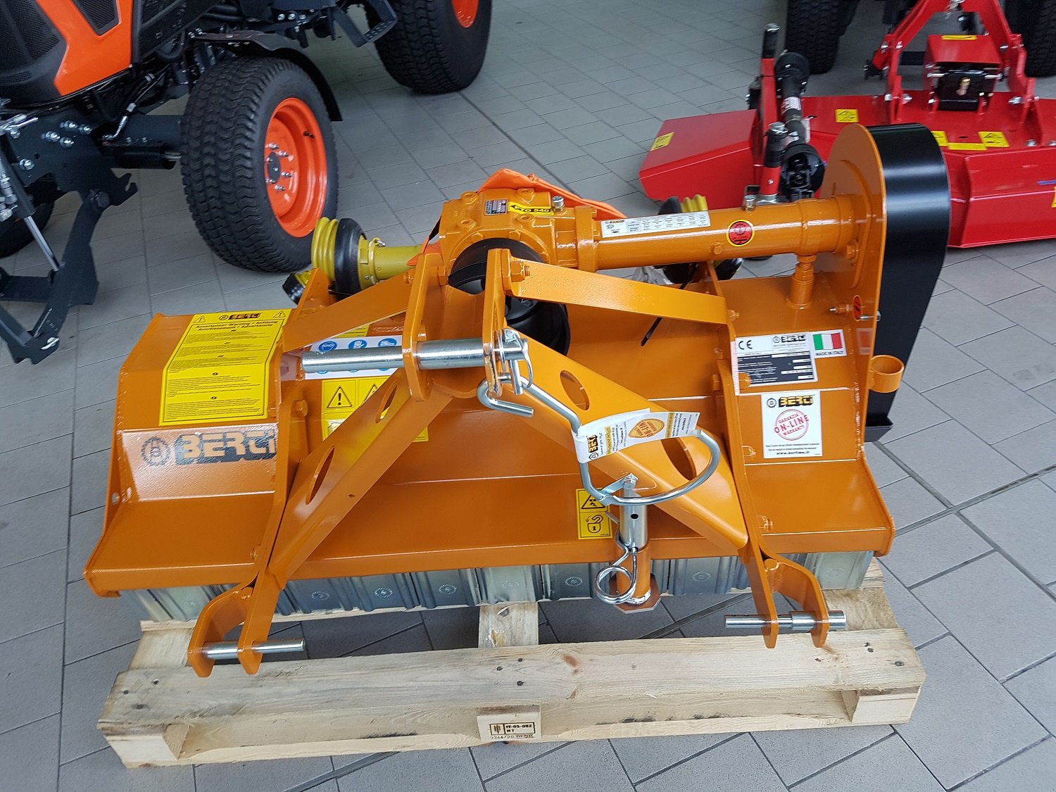 Mulcher Türe ait Berti Mini 115, Neumaschine içinde Olpe (resim 8)