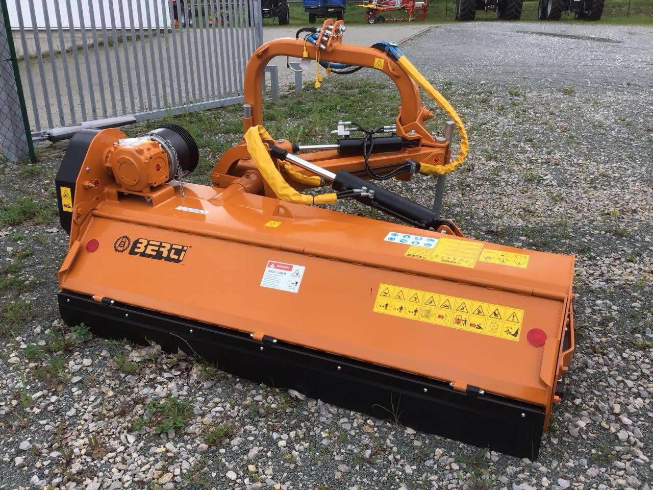 Mulcher des Typs Berti TA 200, Neumaschine in Burgbernheim (Bild 3)